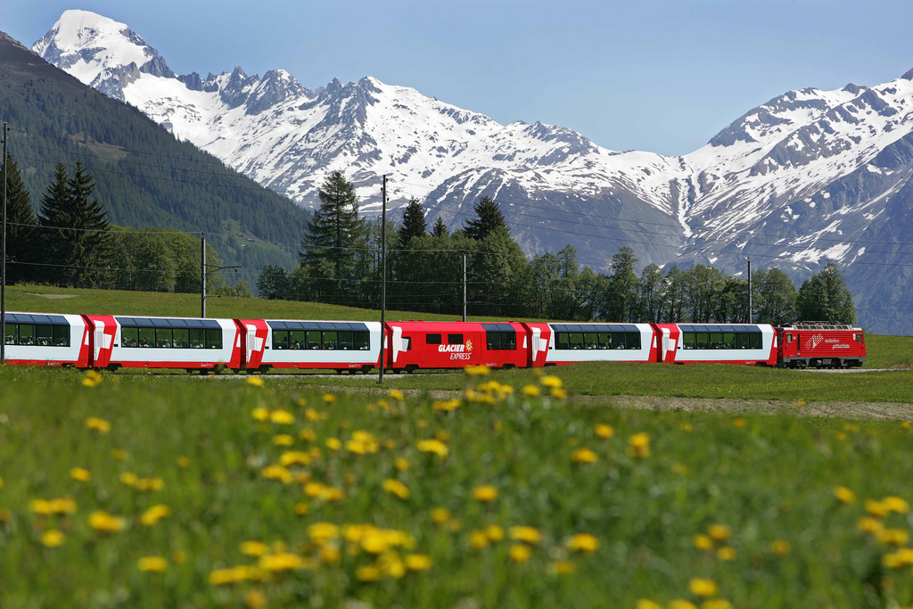 Glacier Express train by Traveloscopy, on Flickr