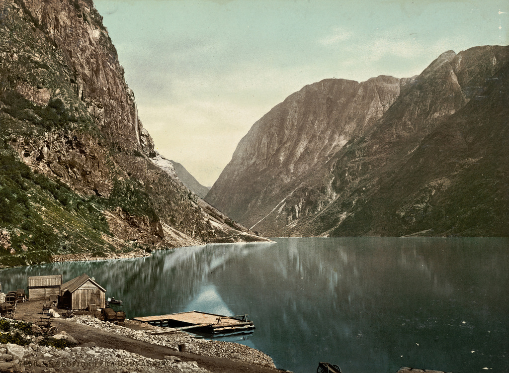 7050. Nærofjord fra Gudvangen by National Library of Norway, on Flickr