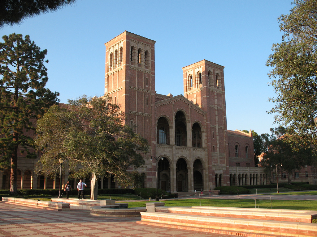 UCLA Campus by Bogdan Migulski, on Flickr