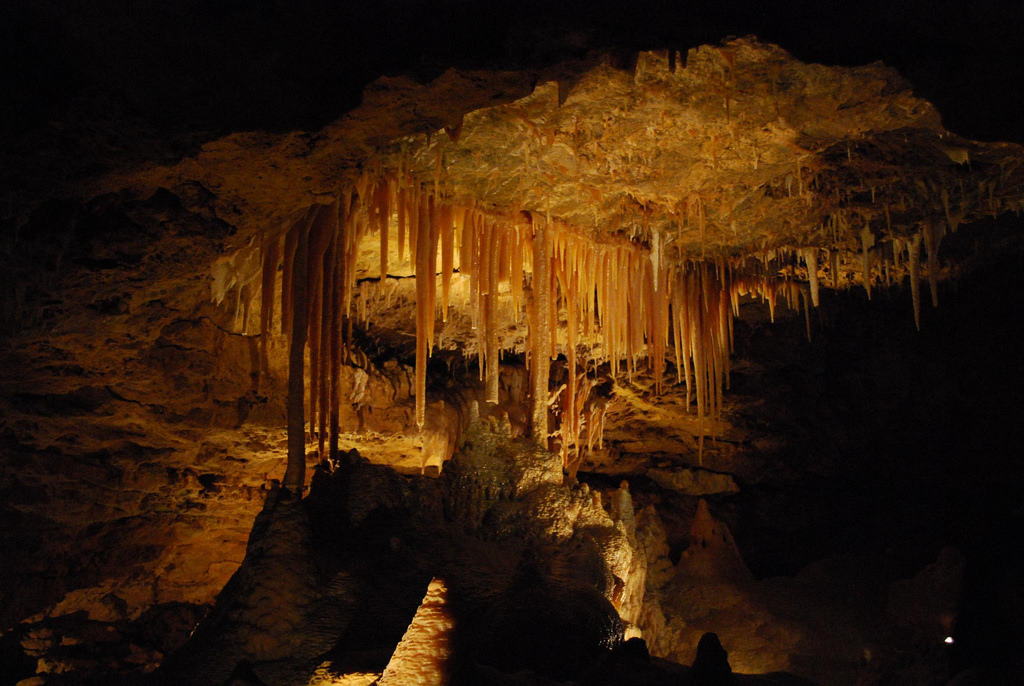 Stalactites - Victoria Fossil Cave, Nara by avlxyz, on Flickr