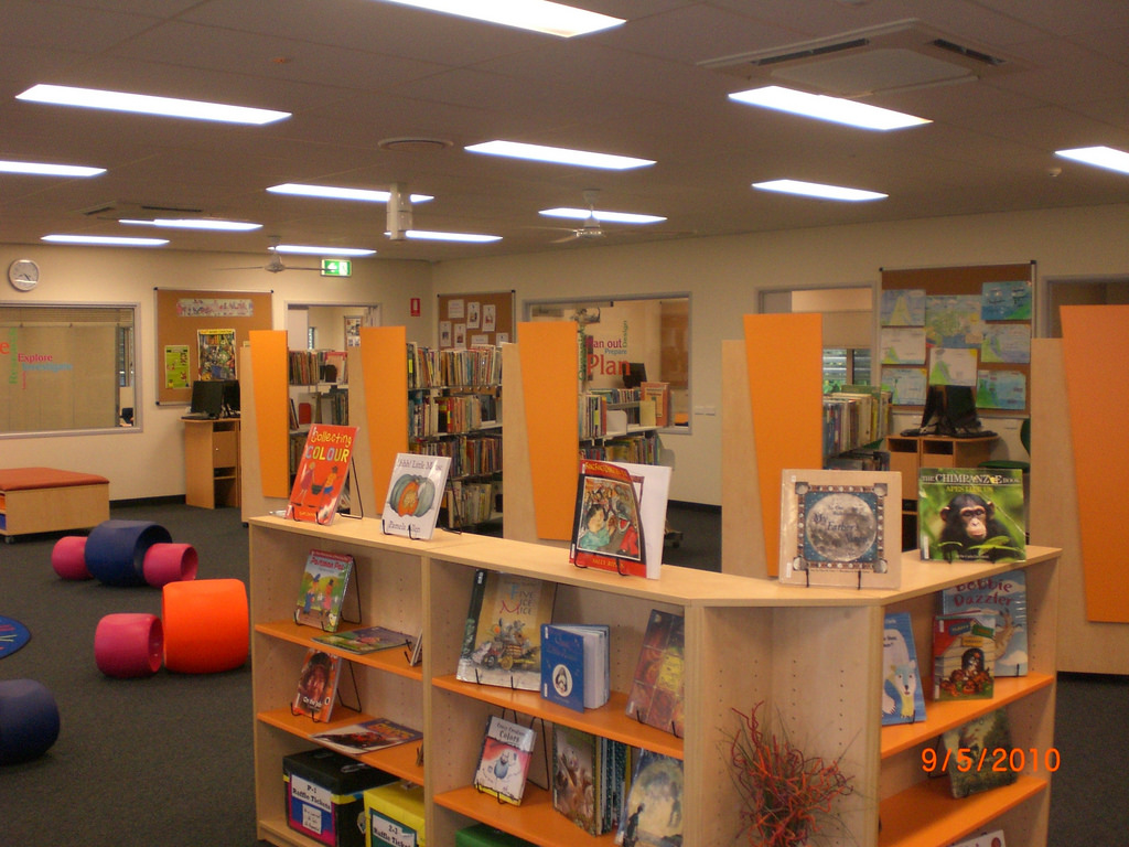Hambledon PS School Library - 04 by franlhughes, on Flickr