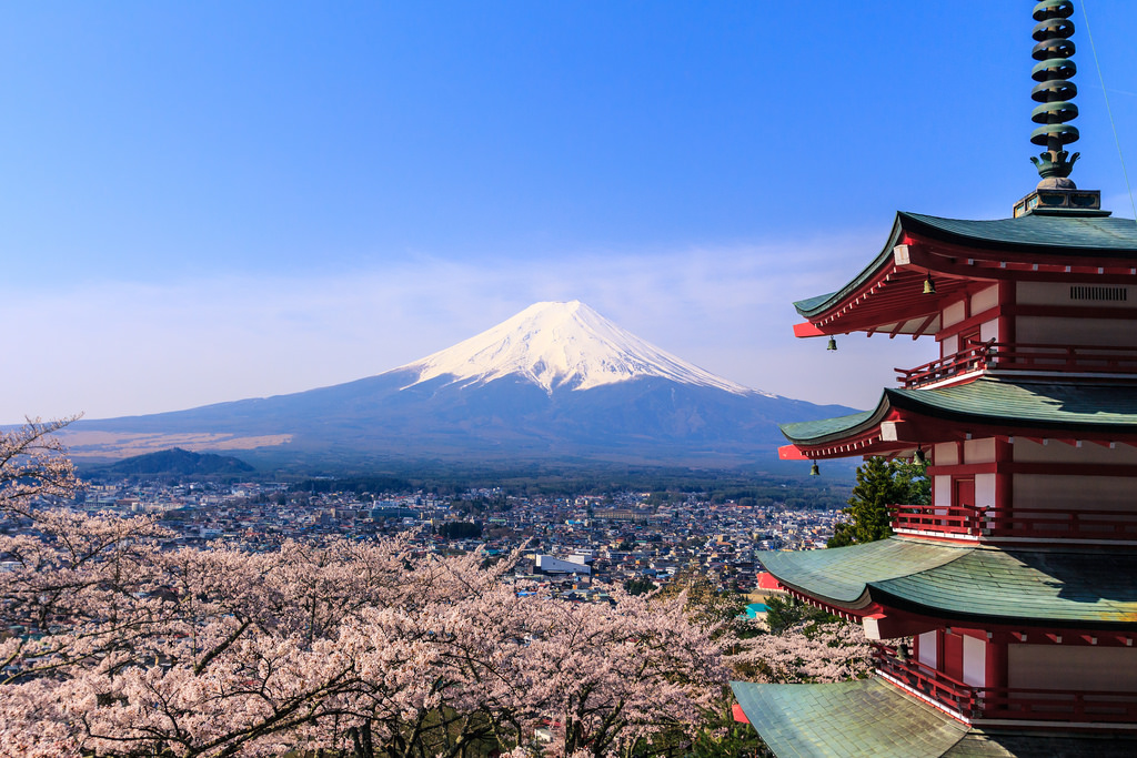 Fuji with Chureito Pagoda by reggiepen, on Flickr