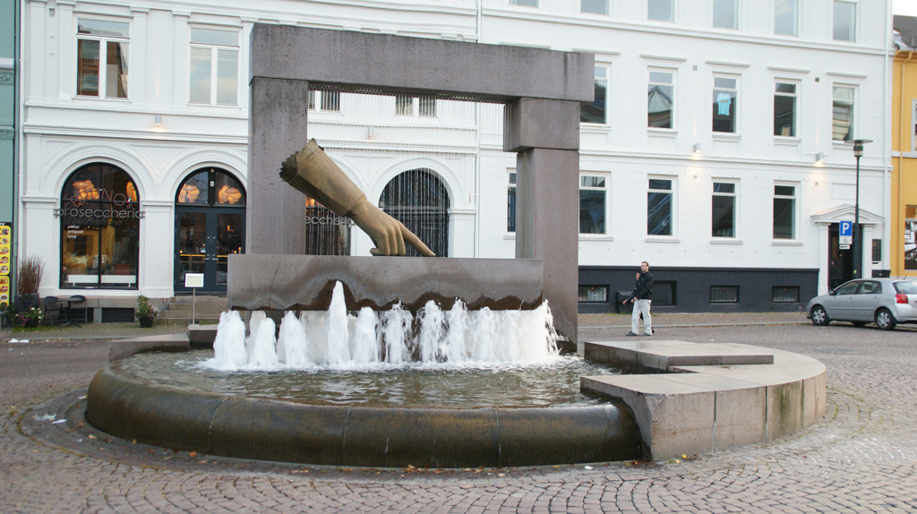 The ”hand” fountain in Oslo, Norway by dionhinchcliffe, on Flickr