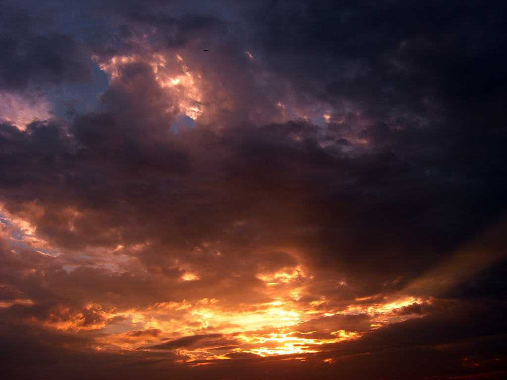 Dusk sky over Rio by andybullock77, on Flickr