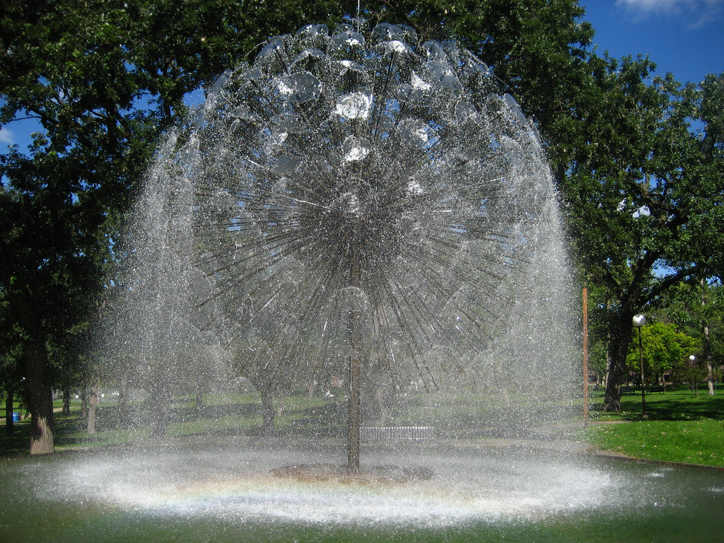 Dandelion fountain by adactio, on Flickr