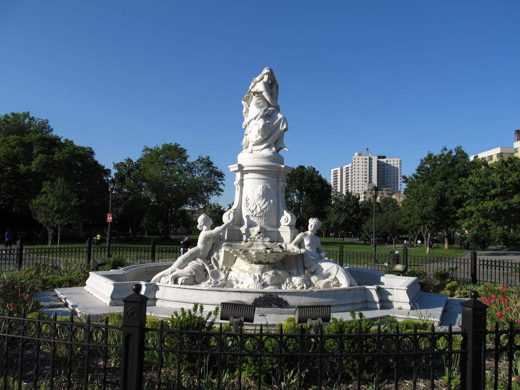 Lorelei Fountain in Joyce Kilmer Park ov by Ken Lund, on Flickr